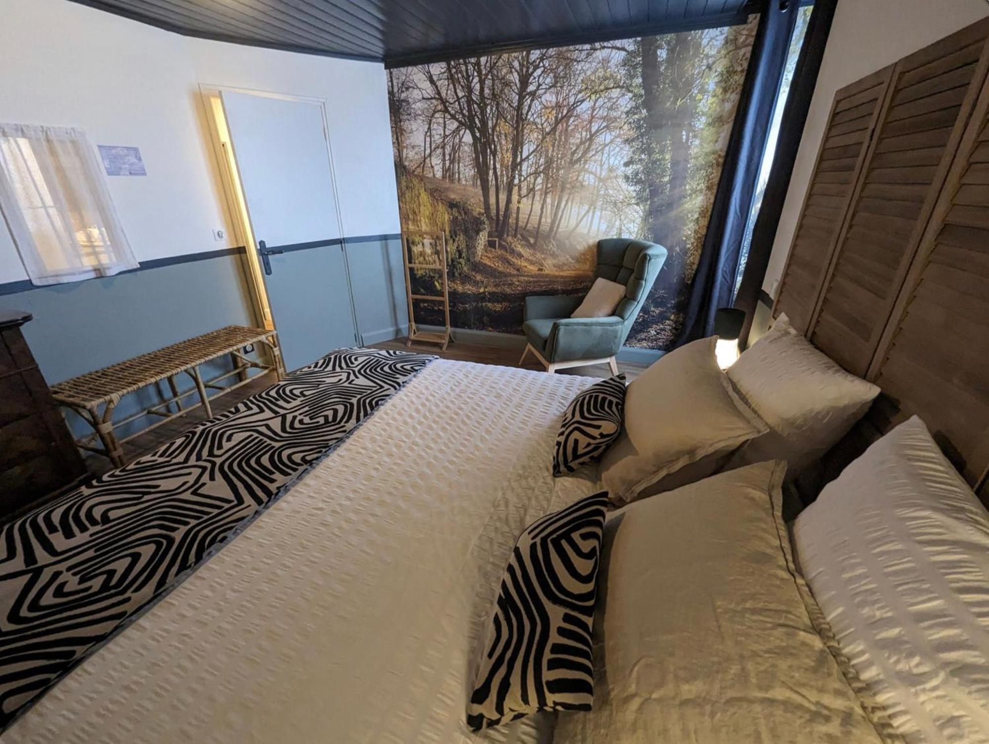 Le Champ Des Sources Otel Langres Dış mekan fotoğraf